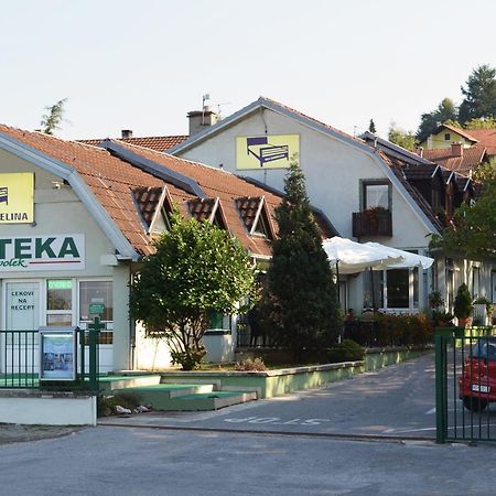 B&B Villa Evandjelina Sremska Kamenica Exterior foto