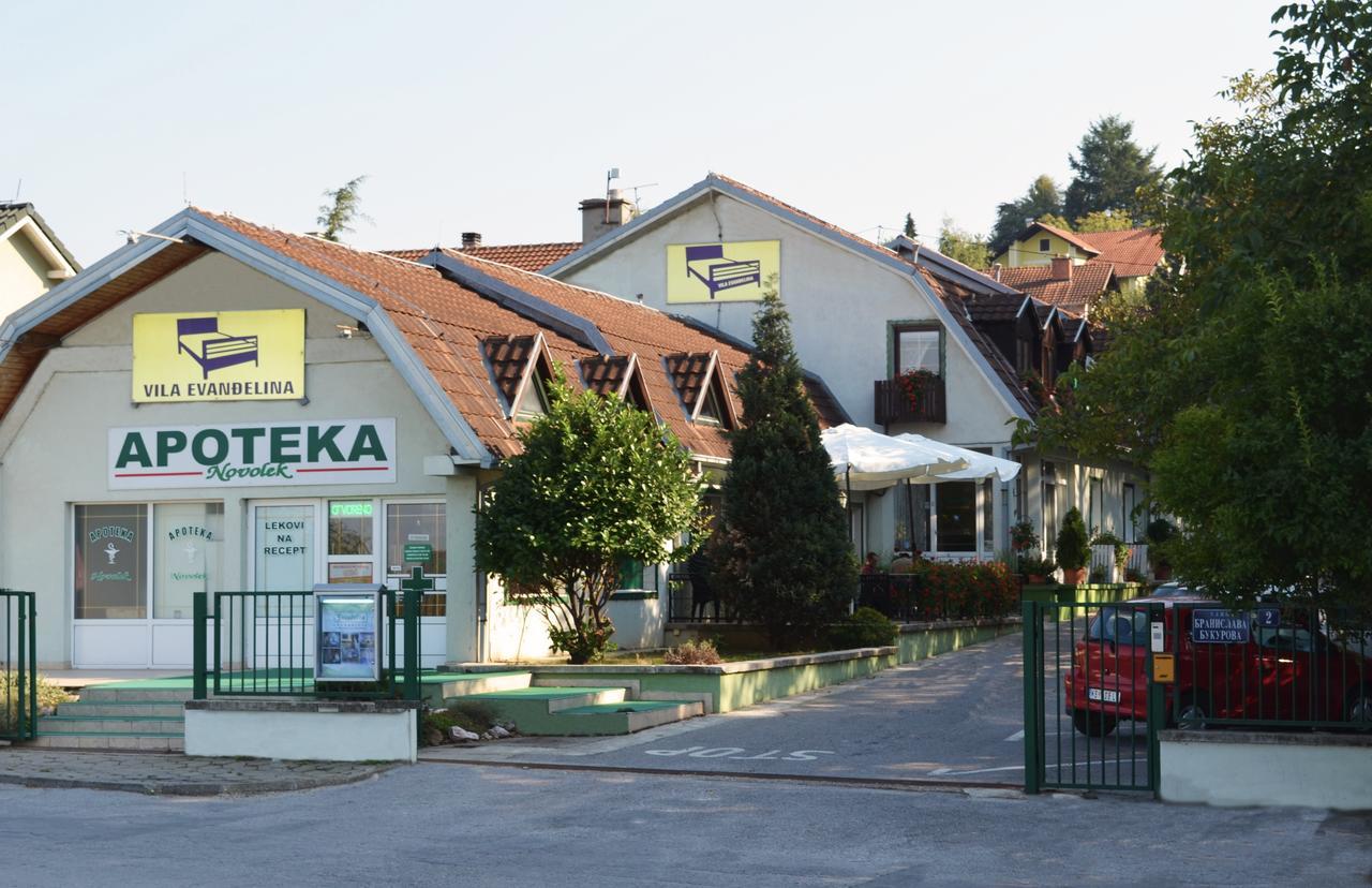 B&B Villa Evandjelina Sremska Kamenica Exterior foto